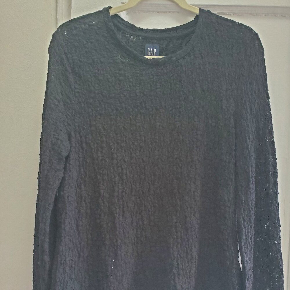 Gap lace crinkle top
